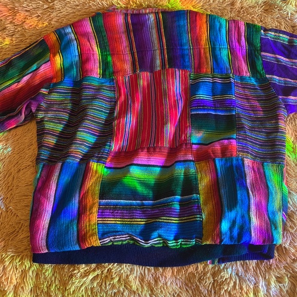 Vibrant Zippered Jacket - Picture 4 of 5